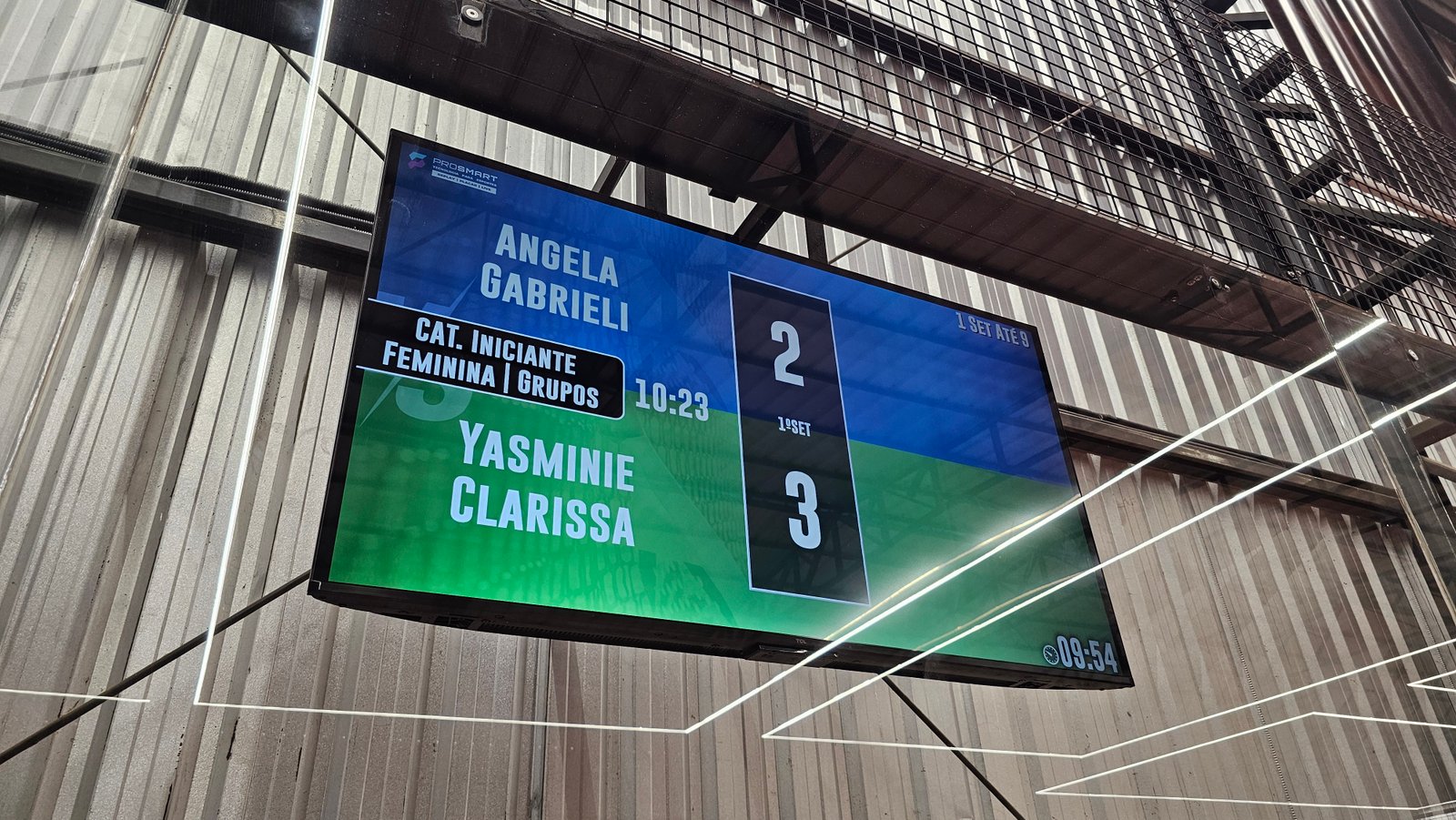Lobby Padel Club estreia placares digitais e eleva a experiência dentro e fora das quadras